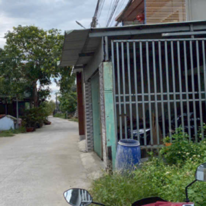 GIẢM GIÁ BÁN SỚM – NHÀ CẤP 4 MẶT TIỀN ĐƯỜNG 5M GẦN TL824, ĐỨC HÒA (NAY THUỘC TÂY NINH)